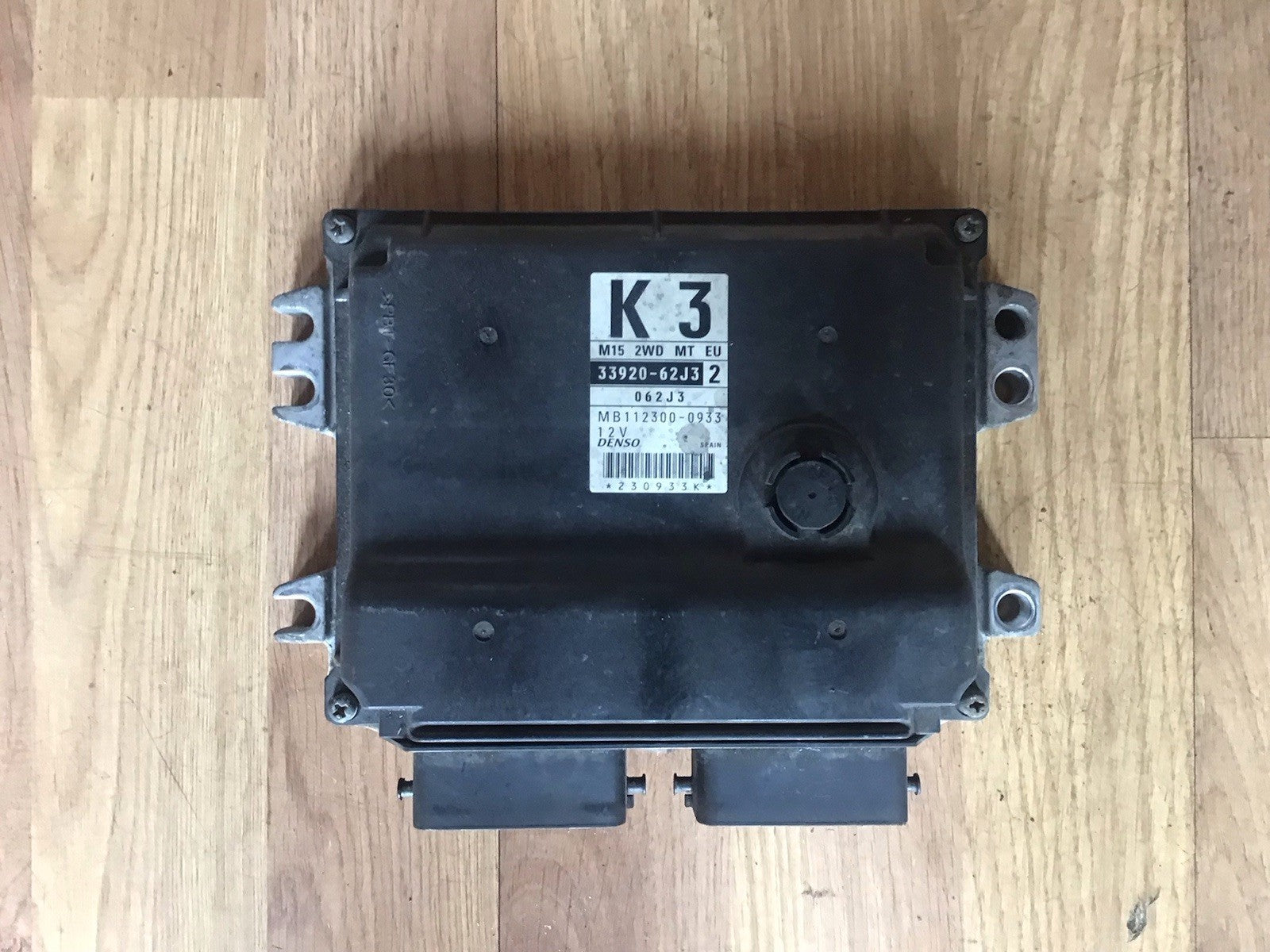 SUZUKI SWIFT 1.5 PETROL ENGINE CONTROL UNIT ECU 33920 62J3 2005 20100