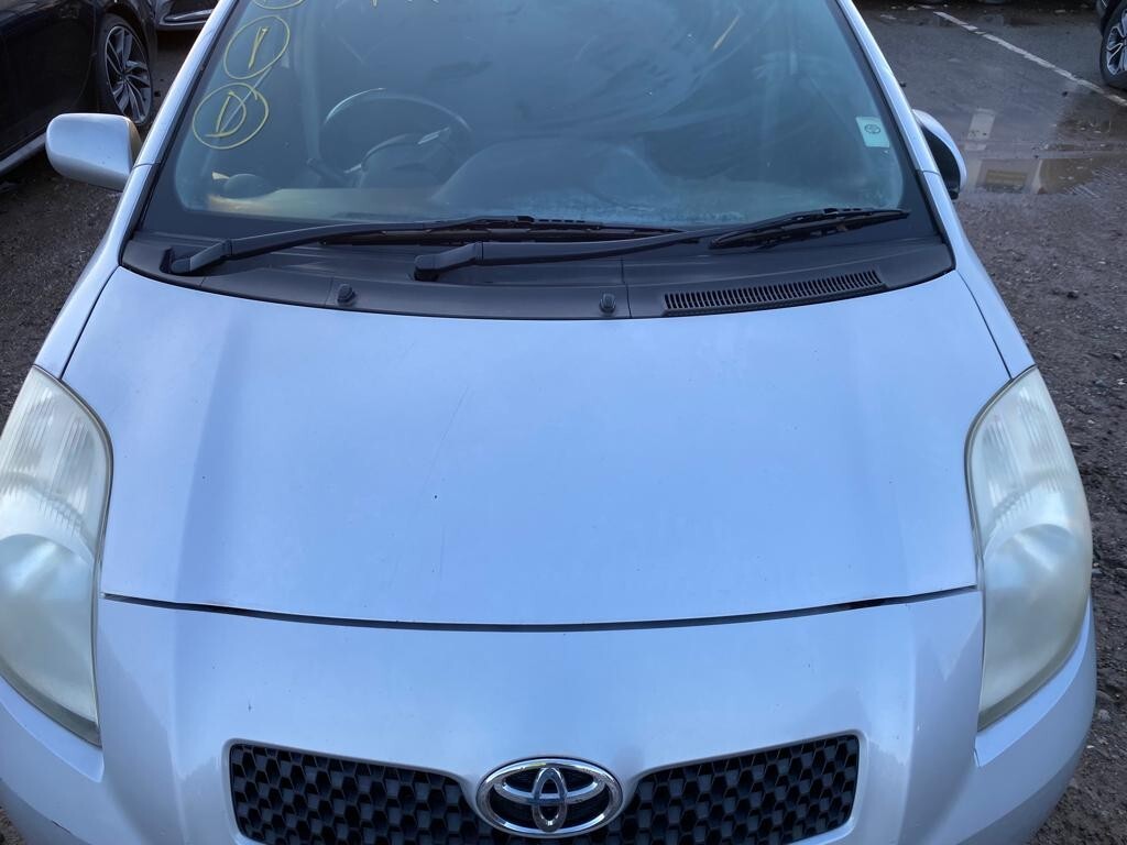 TOYOTA YARIS MK2 BONNET SILVER STREAK METALLIC 1E7 5 DOOR MODEL 2006-20113