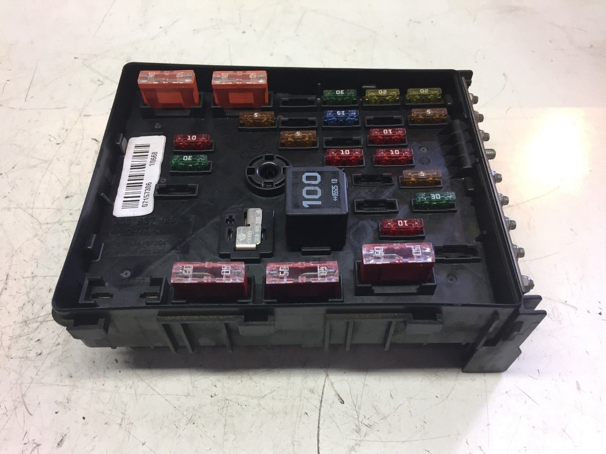 VOLKSWAGEN AUDI SEAT SKODA CENTRAL ELECTRICS FOR ENGINE BAY ECU BOX 3C0 937 1251