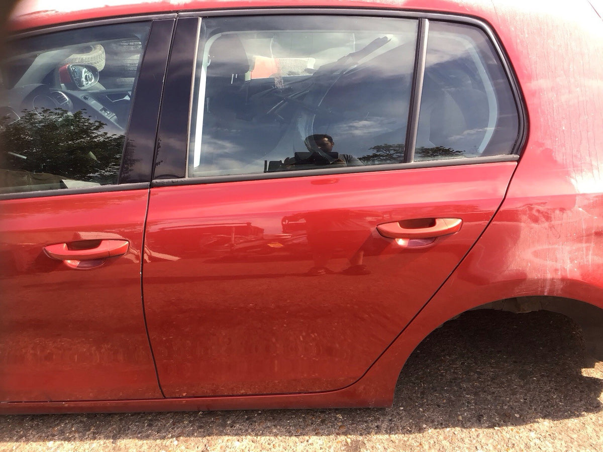 VOLKSWAGEN GOLF MK6 PASSENGERS SIDE N/S REAR DOOR AMARYLLIS RED LA3S 09 20123