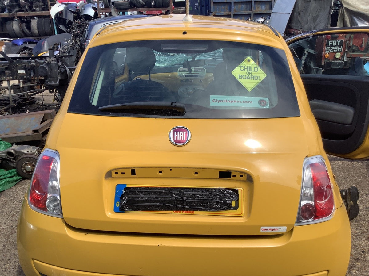 FIAT 500 TAILGATE IN GIALLO SOLE PAINT CODE 712/A 2008 20153