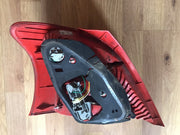 TOYOTA YARIS MK2 DRIVER'S SIDE O/S REAR LIGHT 2006 20114