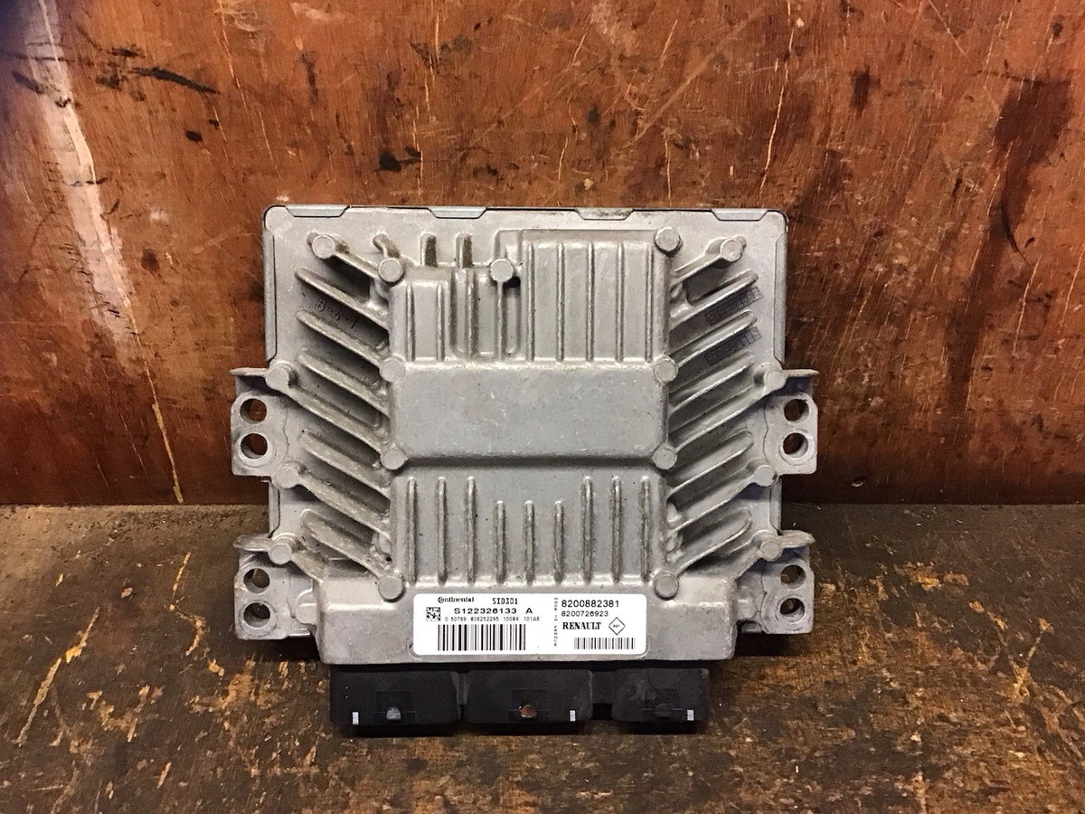 RENAULT  LAGUNA PETROL ENGINE CONTROL UNIT ECU 8200882381 2007 20120
