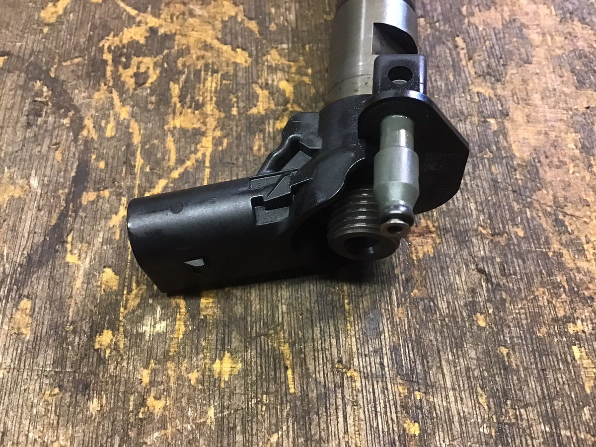 VOLKSWAGEN AUDI 2.0 TDI DIESEL FUEL INJECTOR 03L130277 0445116030 2009 201210