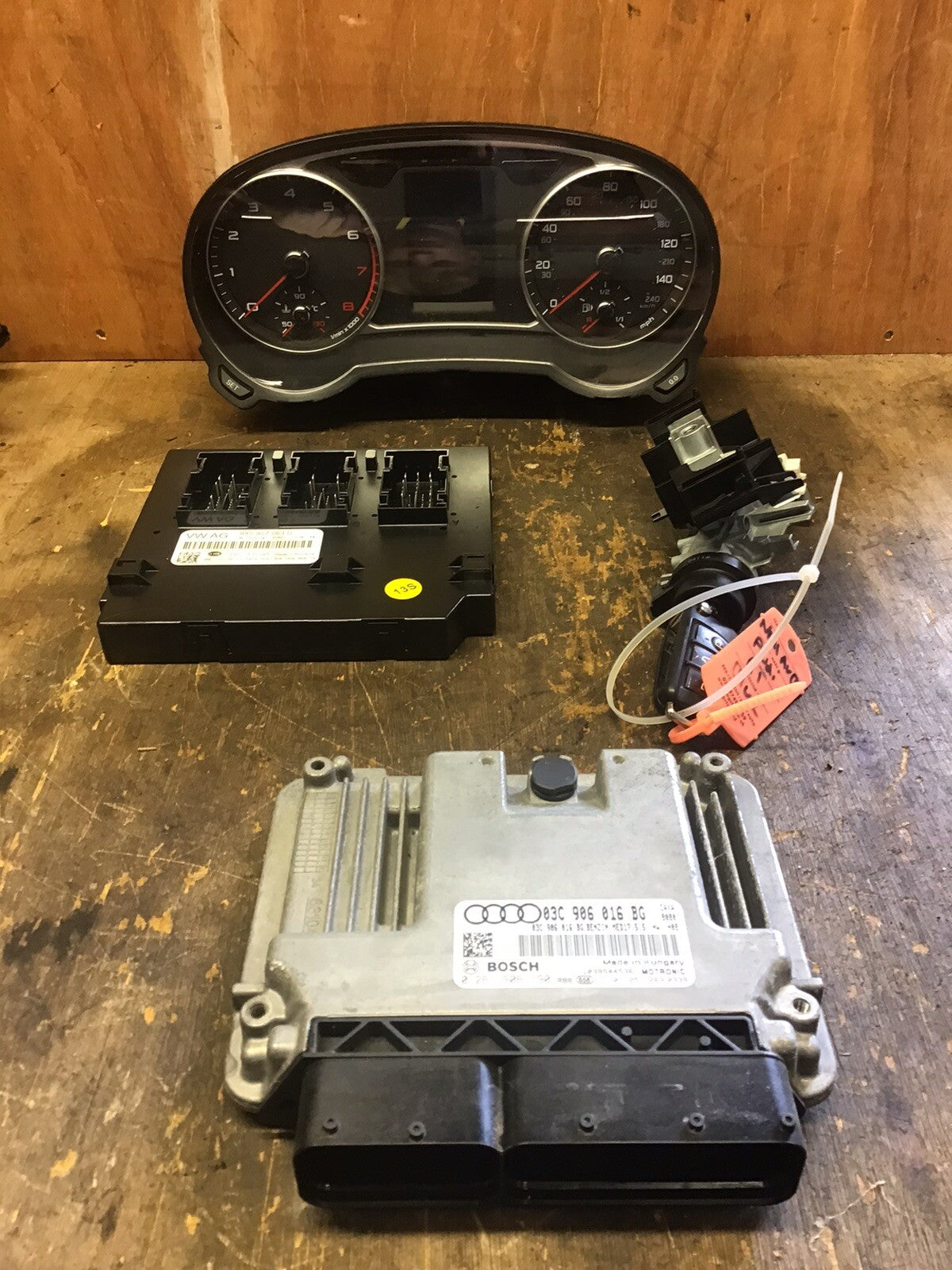 AUDI A1 1.4 PETROL MANUAL ECU KIT 03C90601BG 2010 20150