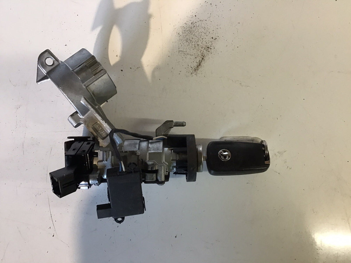 VAUXHALL INSIGNIA IGNITION BARREL LOCK AND KEY  2009 20142