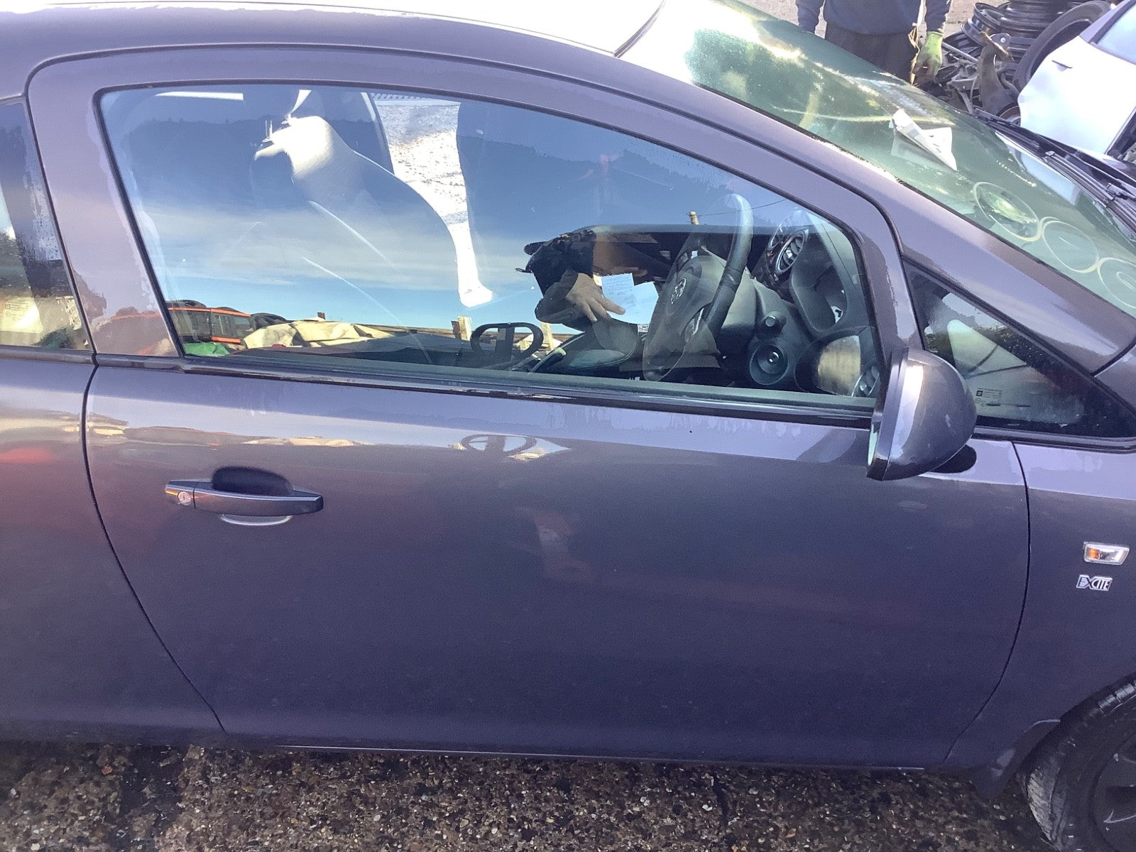 VAUXHALL CORSA D DRIVER SIDE O/S FRONT DOOR PHAMTOM GREY Z190 3 DOOR 2006 20140