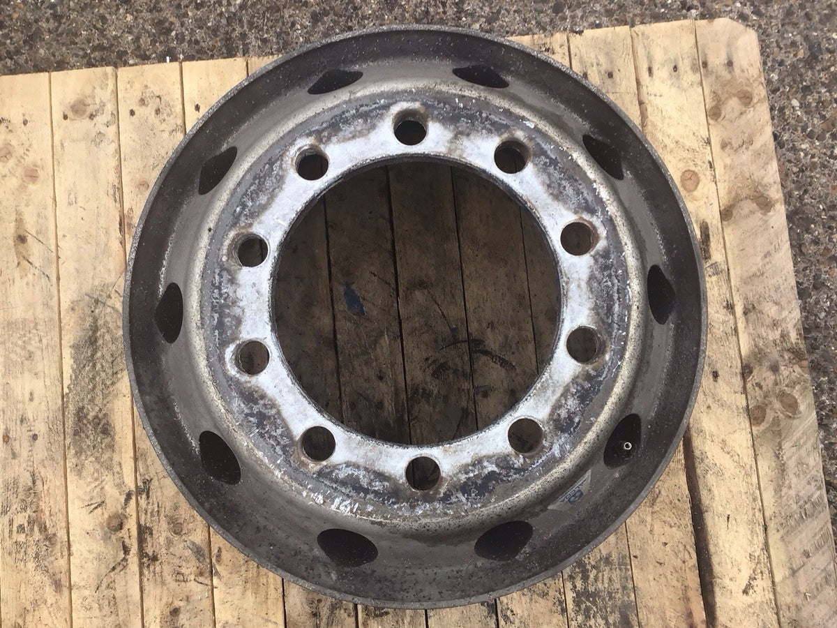 ALCOA 22.5 ALLOY WHEEL 32MM HOLE2