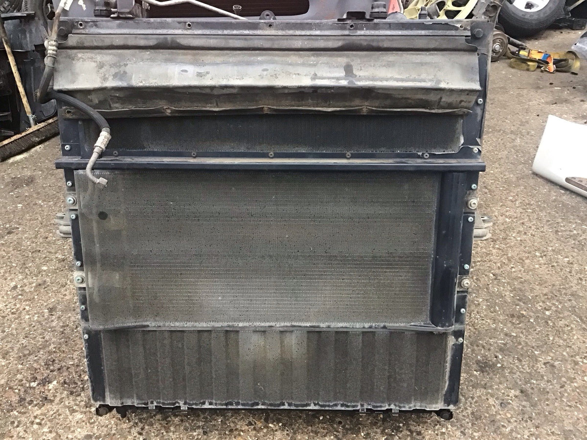 MAN TGX 24.260 RADIATOR ENGINE COOLANT RADIATOR  81.06100 6875 2015 20202