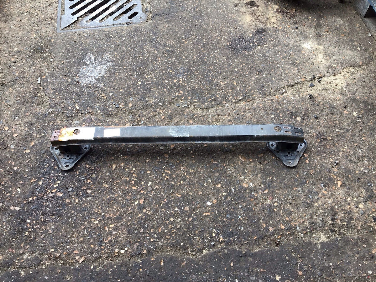 TOYOTA YARIS MK2 REAR SUPPORT BAR CRASH BAR 2007 20111
