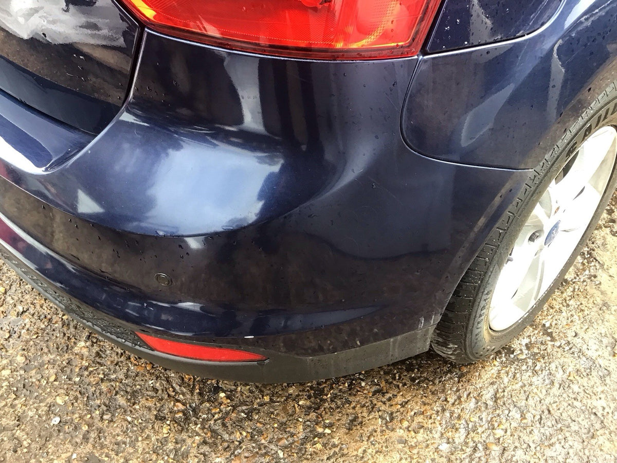 FORD FOCUS MK3 REAR BUMPER INK BLUE METALLIC HATCHBACK 2011 201411