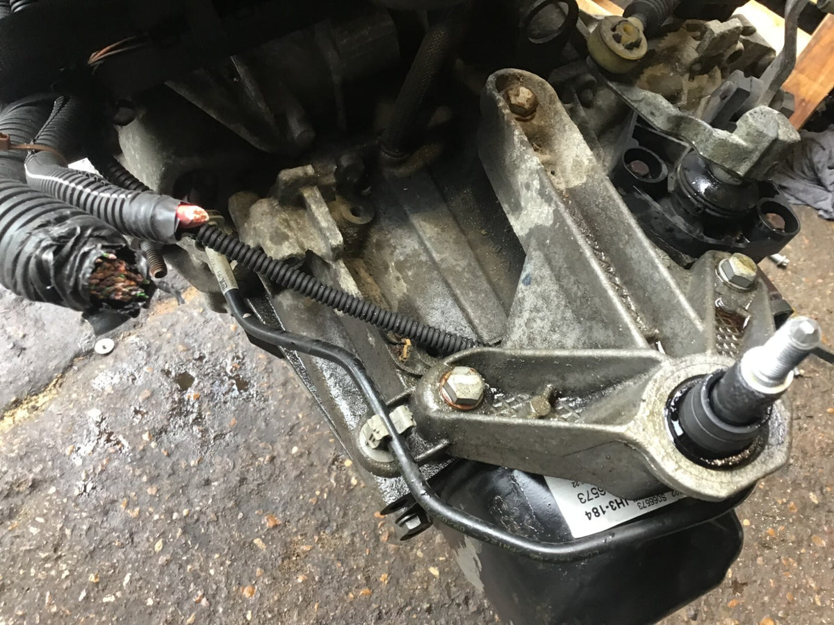 RENAULT CLIO MK3 1.2 TURBO D4F784 5 SPEED MANUAL GEARBOX JH3 184 2006 20126