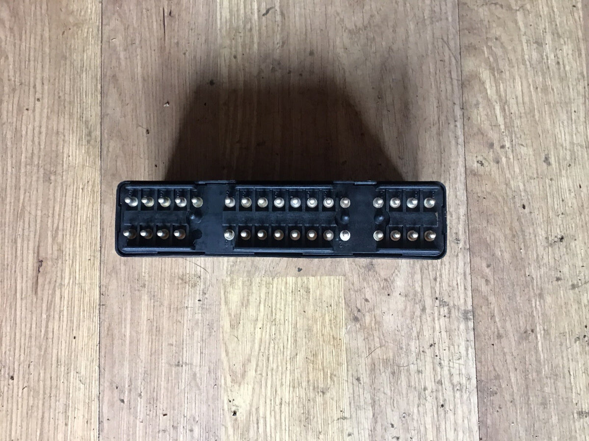 MERCEDES 560 SEC W126 HEADLIGHT CONTROL RELAY 1265420032 1986 19916
