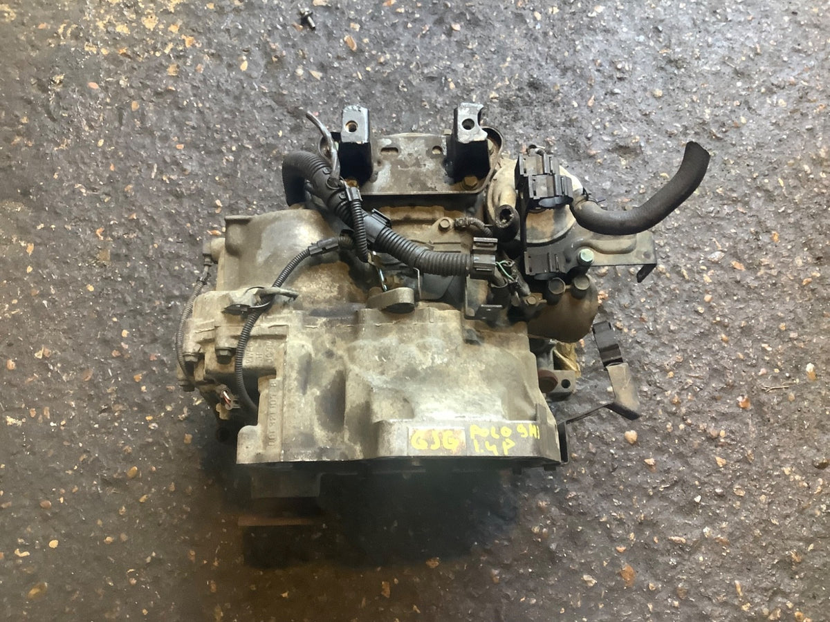 VOLKSWAGEN POLO 9N3 1.4 PETROL AUTO GEARBOX 4 SPEED 25000 MILES CODE GJG 05 20090