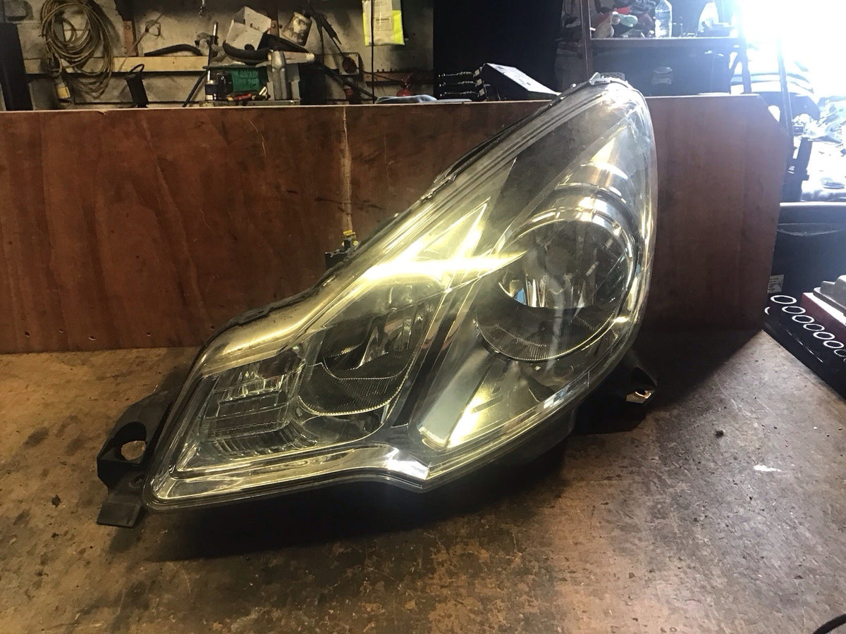 CITROEN DS3 PASSENGERS SIDE N/S HEADLIGHT 9677038280 2010 20151