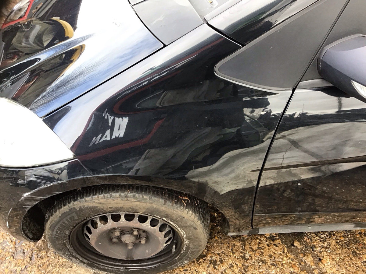 MERCEDES A CLASS W169 N/S PASSENGERS SIDE WING 191 COSMOS BLACK 2005 20080