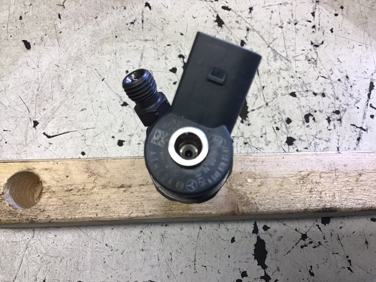 MERCEDES A CLASS W169 2.0 DIESEL FUEL INJECTOR BOSCH A6400708787 2006 20105