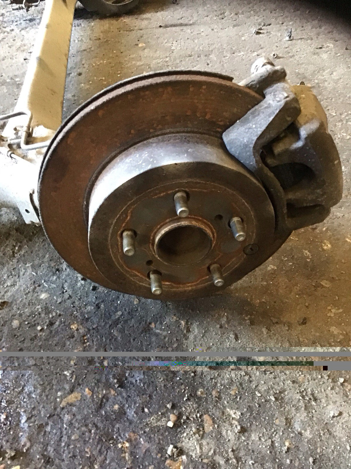 TOYOTA VERSO MK2 REAR AXLE BEAM DISC ABS 2013 201811