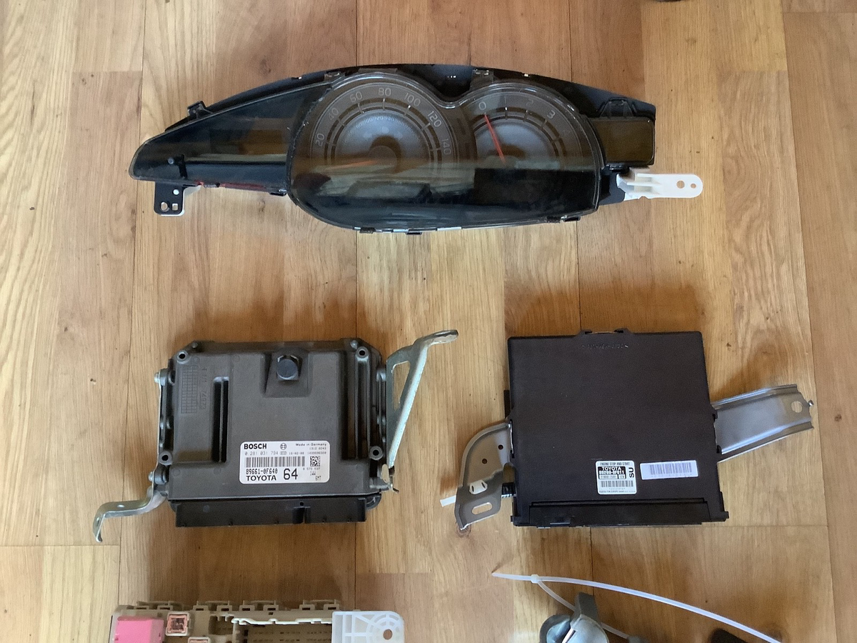 TOYOTA VERSO 1.6 DIESEL ECU KIT 9667199780 CODE 1WW 2013 20183