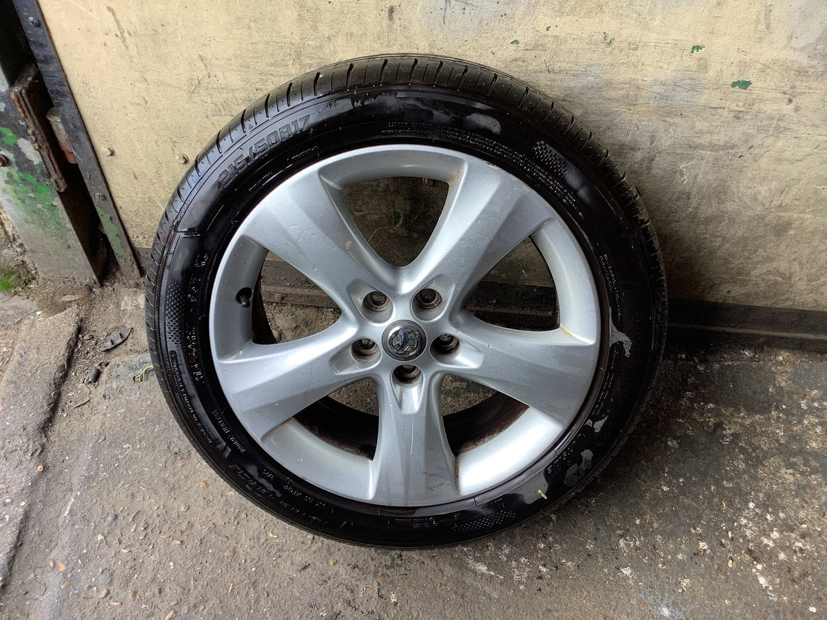 VAUXHALL ASTRA J PETROL ALLOY WHEEL 17"  AND TYRE 215X50X17 0P042 K6 2010 20151