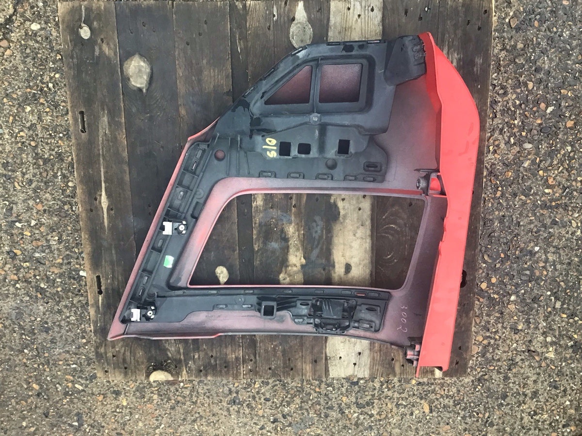 MAN TGX BUMPER CORNER RIGHT HEADLIGHT SURROUND 81.41610 6750 RED 2015 20208