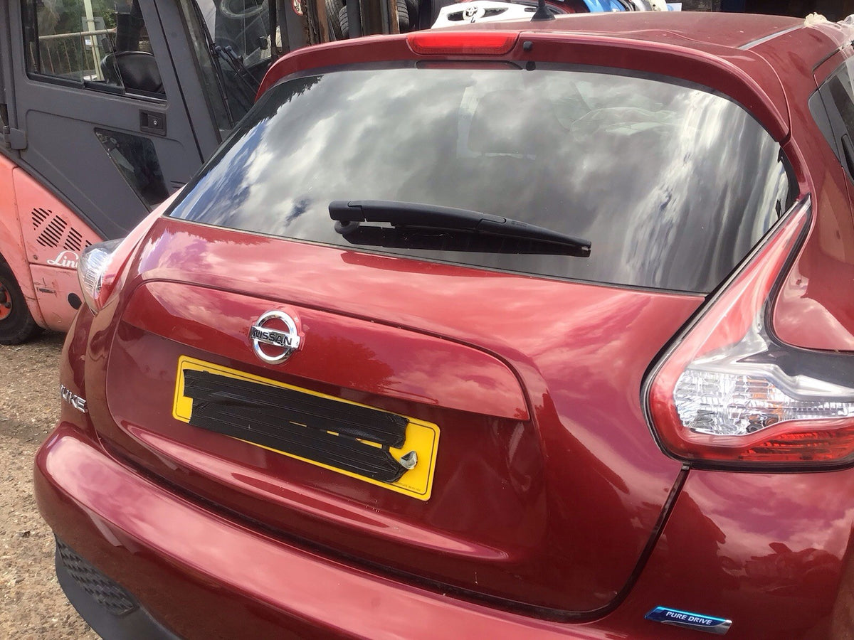 NISSAN JUKE TAILGATE MAGNETIC RED PAINT CODE NAJ 2014 20187