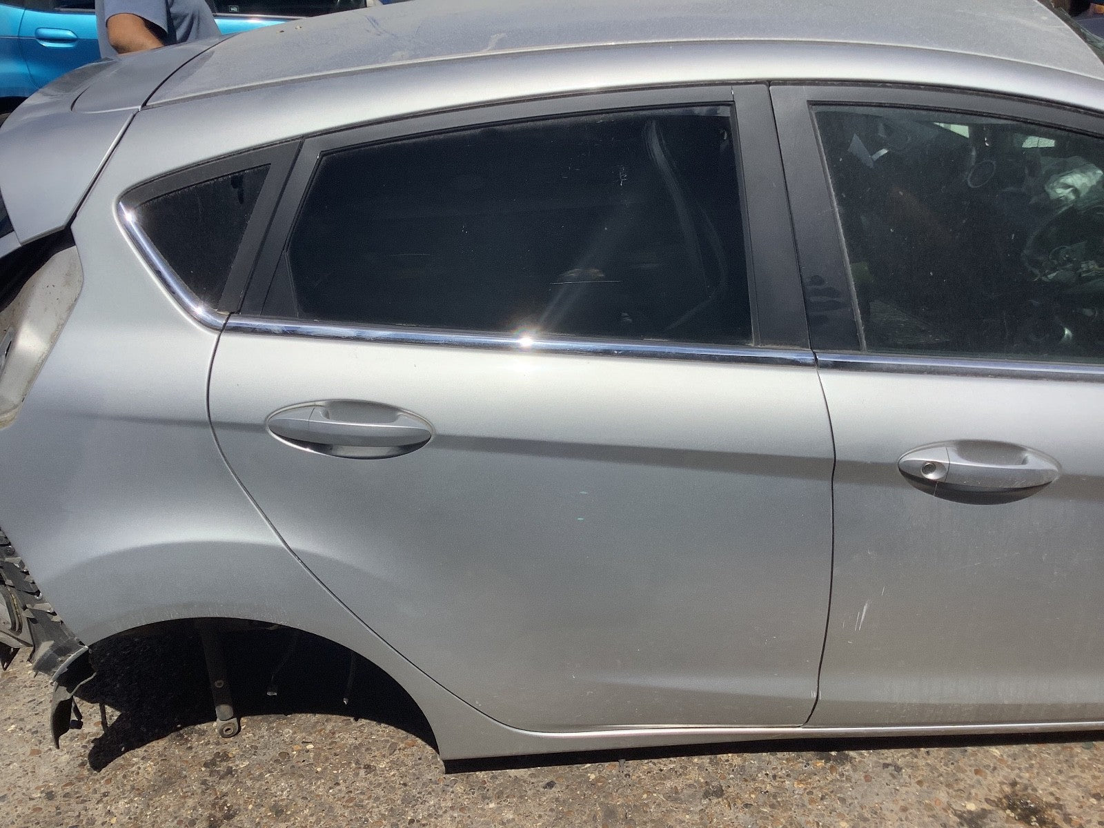 FORD FIESTA MK7 DRIVER'S SIDE O/S REAR DOOR IN MOONDUST SILVER 2008 20171