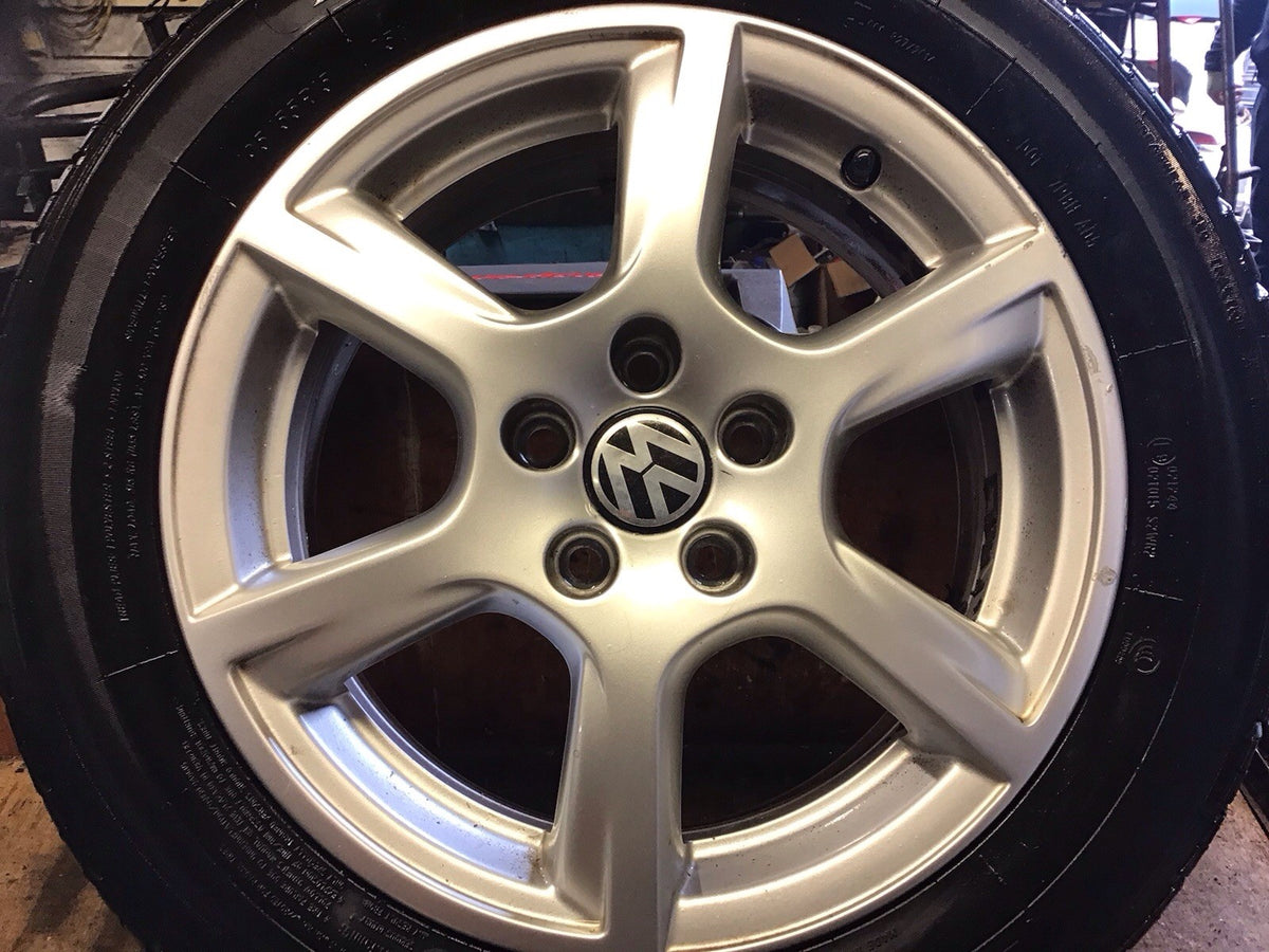 VOLKSWAGEN POLO 6R  ALLOY WHEEL 15" 6R0601025C  TYRE 195X55X15 2009 20174