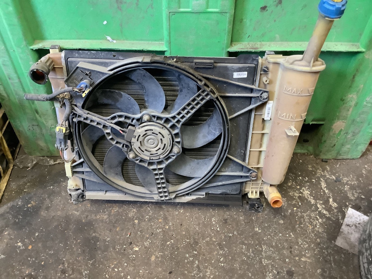 FIAT 500 PETROL RADIATOR FAN COWLING NON AIRCON COMPLETE 2008 20150