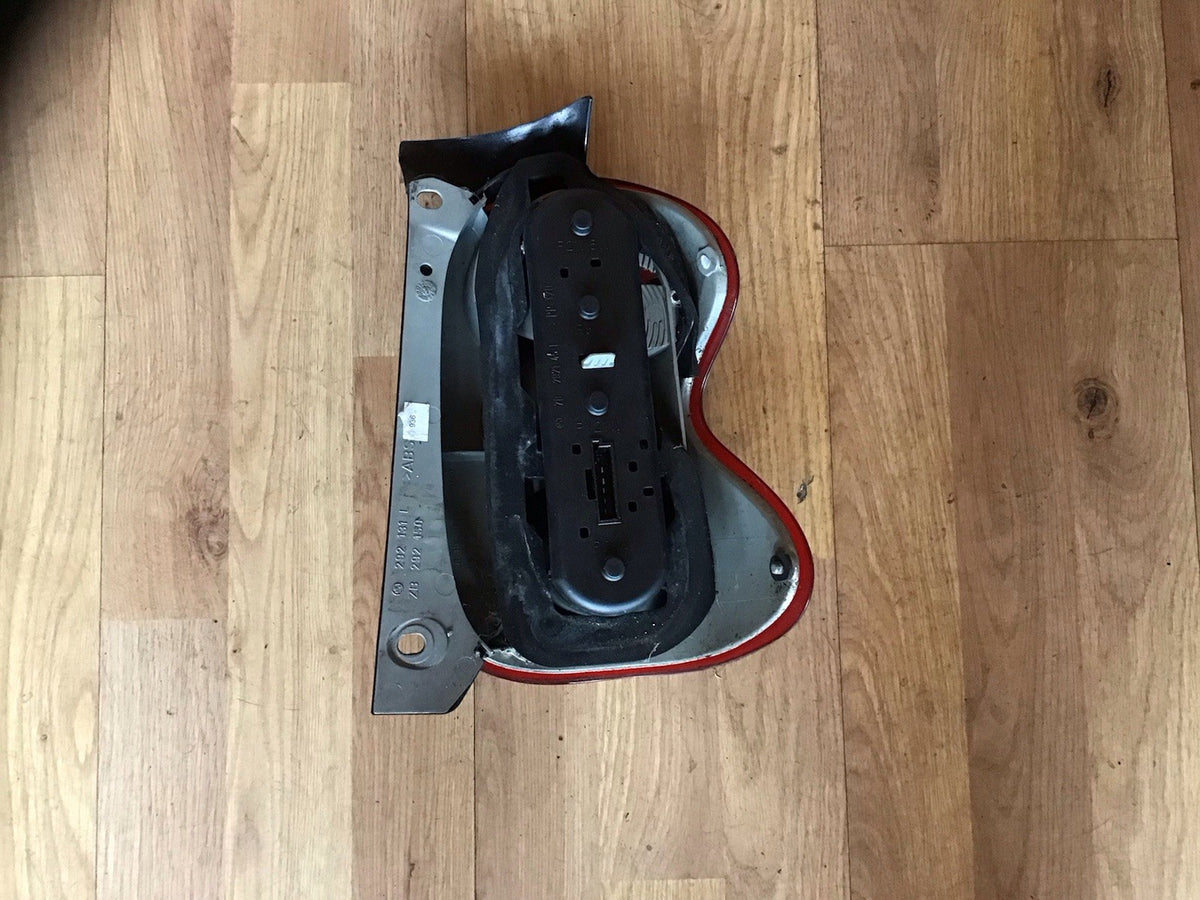SMART FORTWO BRABUS PASSENGER'S SIDE N/S REAR LIGHT 2007 20145