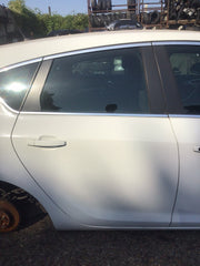 VAUXHALL ASTRA J DRIVER'S SIDE O/S REAR DOOR SUMMIT WHITE Z40R 2010 20141