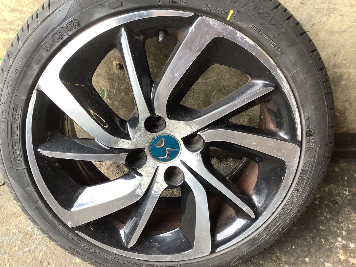 CITROEN DS3 ALLOY WHEEL 17'' TYRE 205X45X17 P/N 9805895877 2010 20183