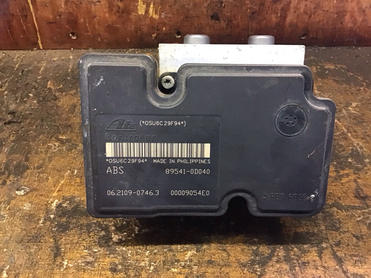 TOYOTA YARIS MK2 1.3 PETROL ABS PUMP MODULE 44510 0D030 2006 20116