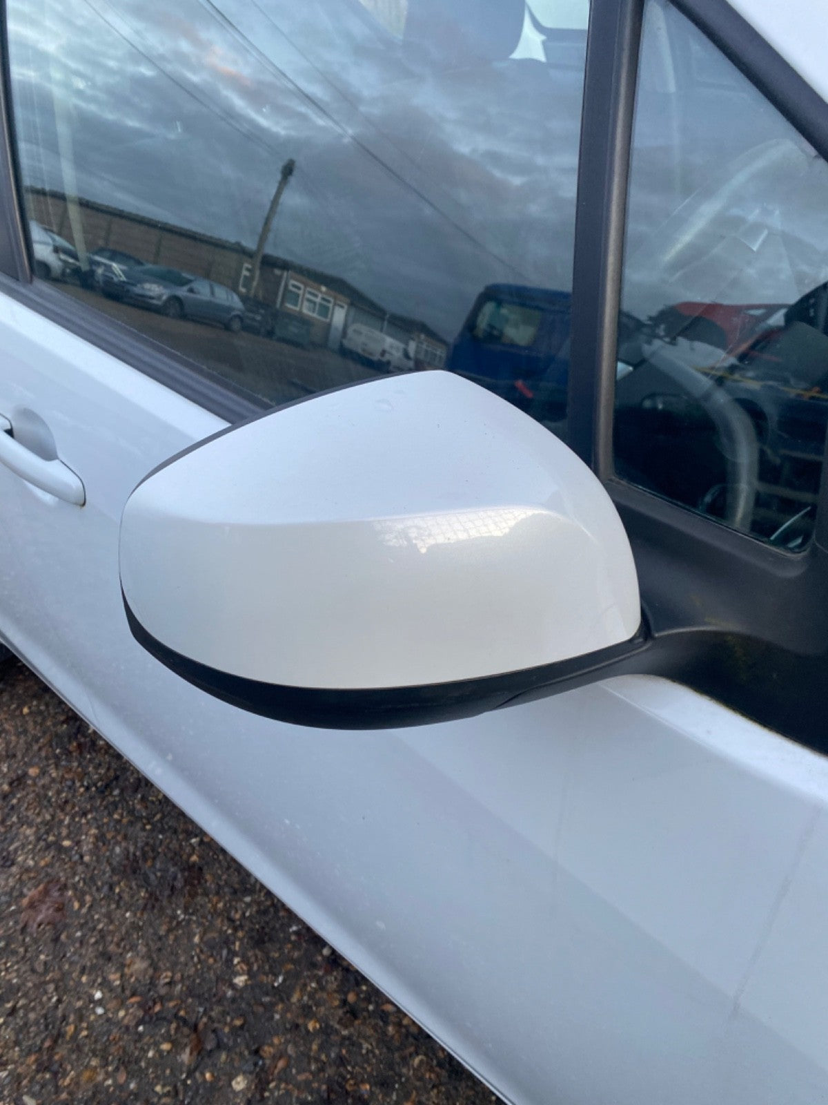 VAUHALL AGILA DRIVER'S SIDE O/S DOOR MIRROR SUGAR WHITE PAINT CODE GHK 2008 20141