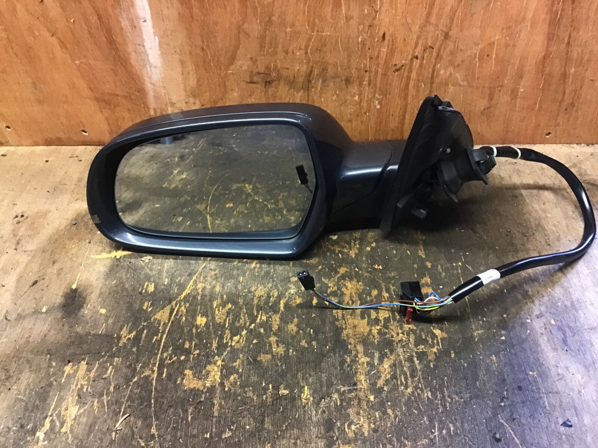 AUDI A4 B8 ESTATE PASSENGER SIDE N/S DOOR MIRROR METEOR GRAY METALLIC LZ7H 08 1511