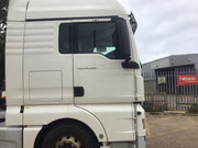 MAN TGX 24.460 DRIVER SIDE O/S DOOR IN WHITE WITHOUT MIRROR 2016 20192