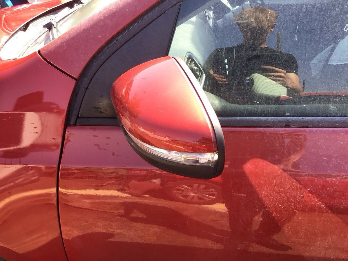 VOLKSWAGEN GOLF MK6 PASSENGER'S SIDE MIRROR AMARYLLIS RED CODE LA3S 2009 20124