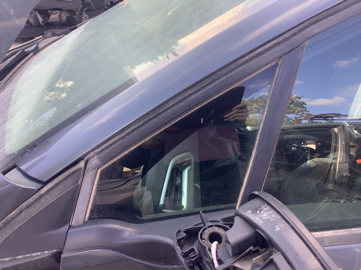 PEUGEOT 208 PASSENGER'S N/S SIDE FRONT QUATER WINDOW GLASS 2012 20180