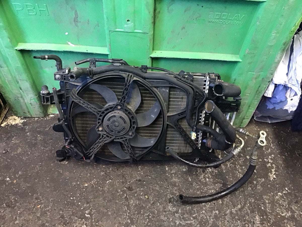 VAUXHALL CORSA C 1.0L  PETROL RADIATOR FAN COWLING 13189080 2001 20060