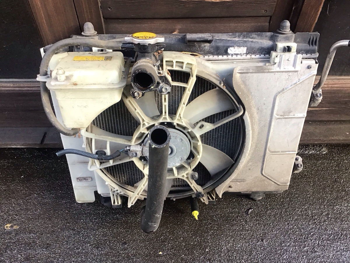 TOYOTA YARIS MK2 RADIATOR PACK MF422750 2006 20104