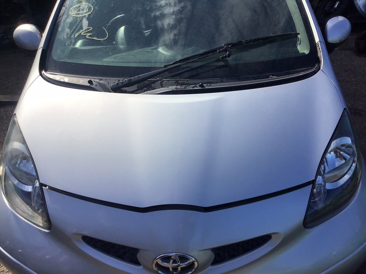 TOYOTA AYGO MK1 BONNET SATIN SILVER CODE 1E7 2005-20140