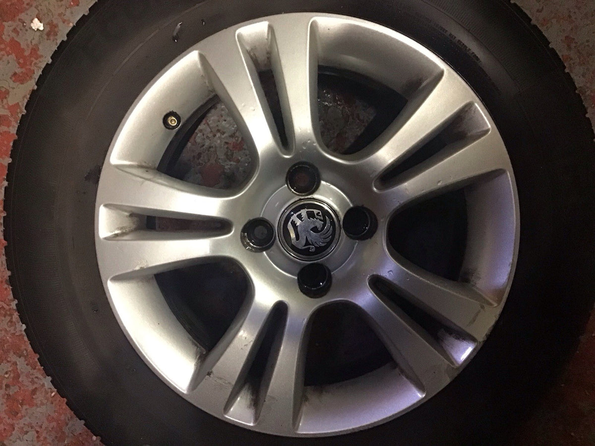 VAUXHALL CORSA D ALLOY WHEEL 15'' ET39 T093 AND TYRE 185X65X15 2006 20145