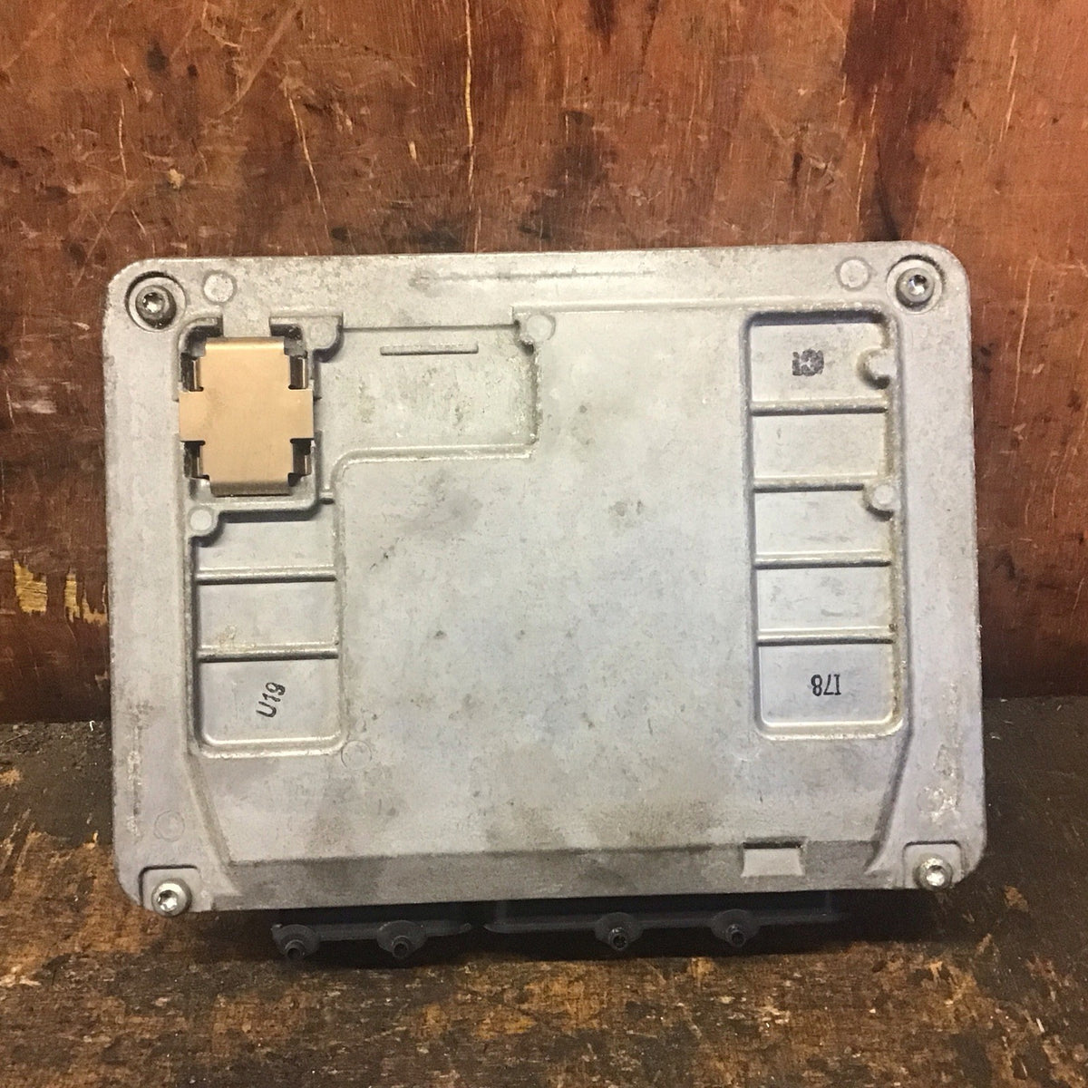 VOLKSWAGEN POLO 6R 1.2 PETROL ENGINE CONTROL UNIT ECU 03E906023AL  2009 20153