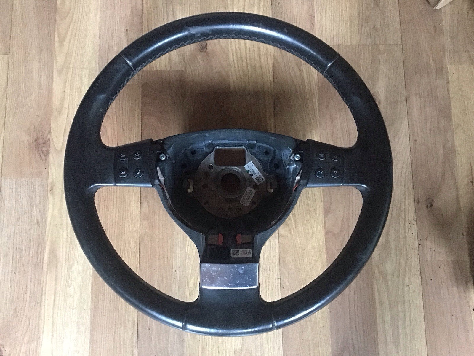 VOLKSWAGEN GOLF MK6 STEERING WHEEL 1K0959537J 2009 20130