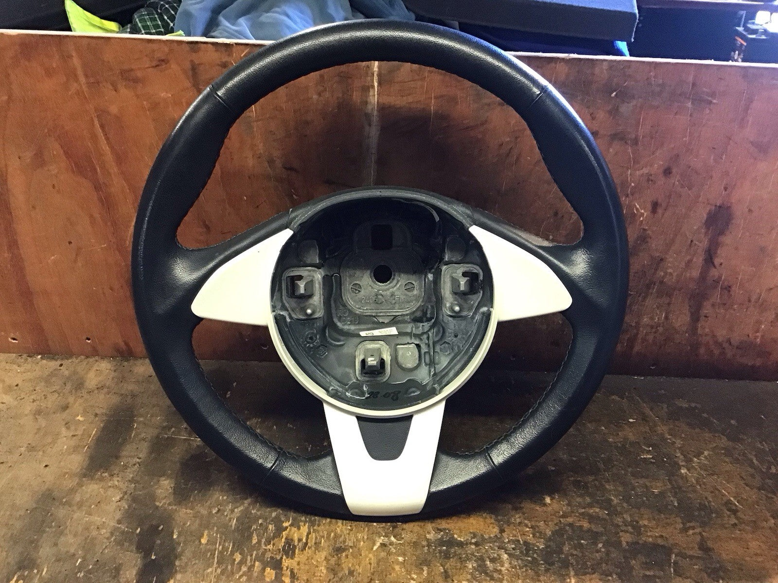 FORD KA MK2 DRIVERS STEERING WHEEL 61993150C 2008 20151