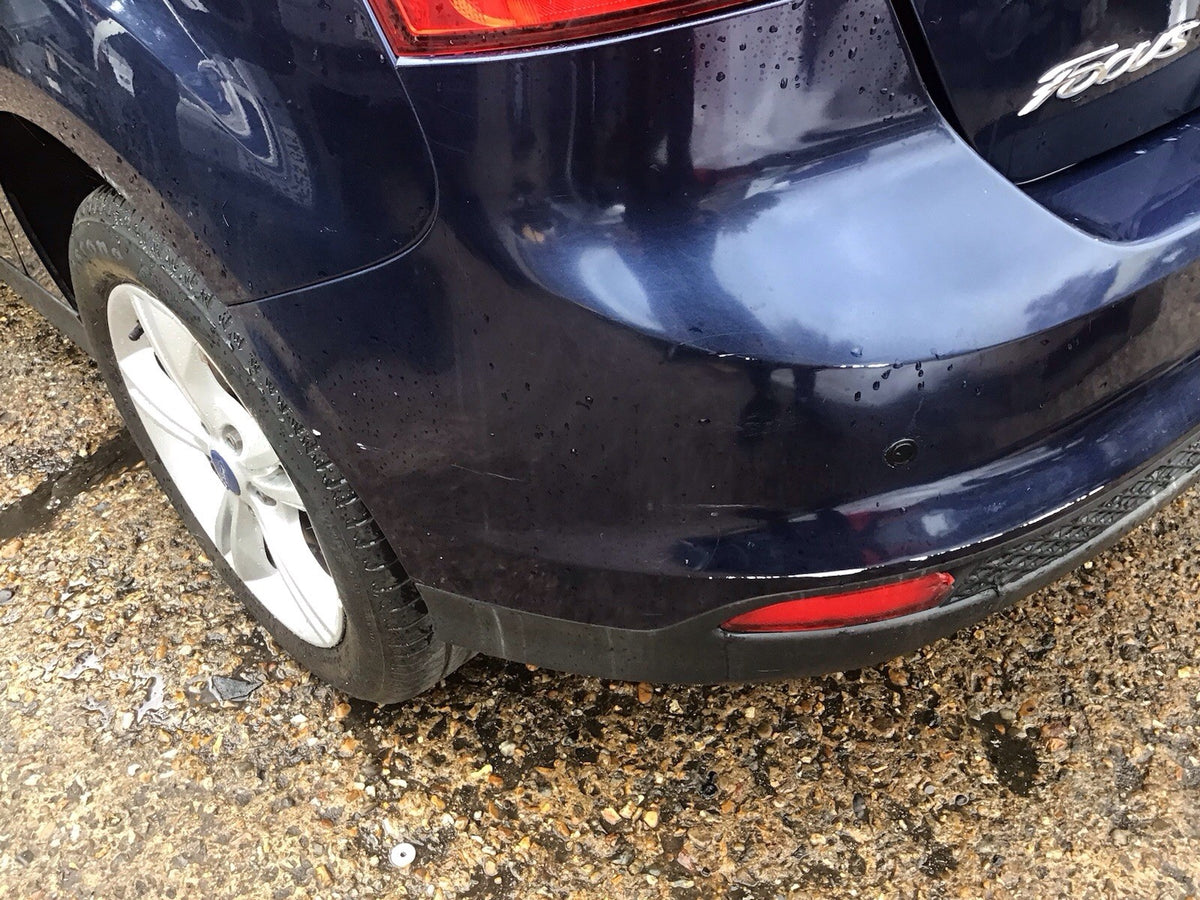FORD FOCUS MK3 REAR BUMPER INK BLUE METALLIC HATCHBACK 2011 20146