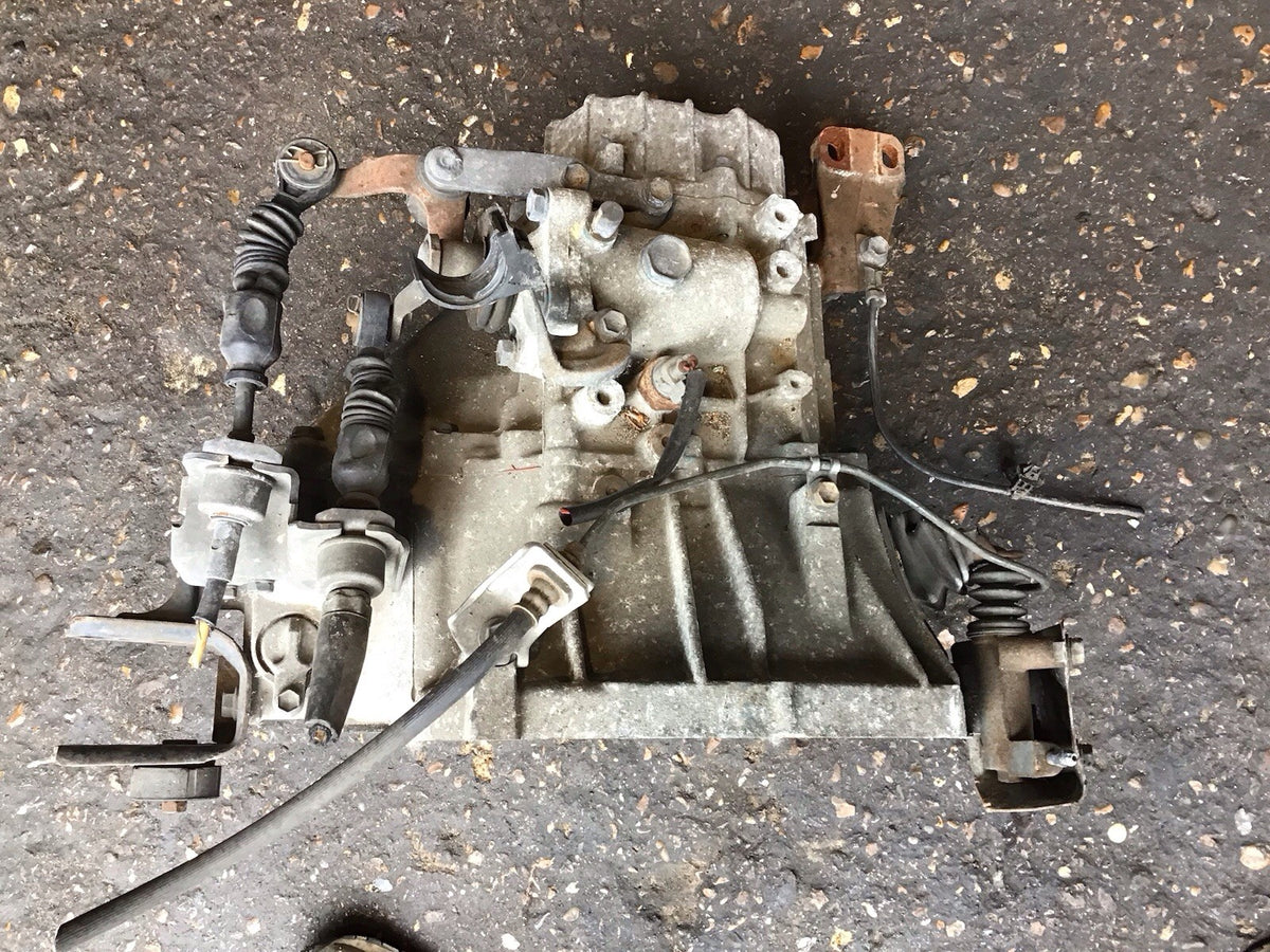 TOYOTA YARIS MK1 1.3 PETROL 5 SPEED MANUAL GEARBOX 2SZ 2001 200613