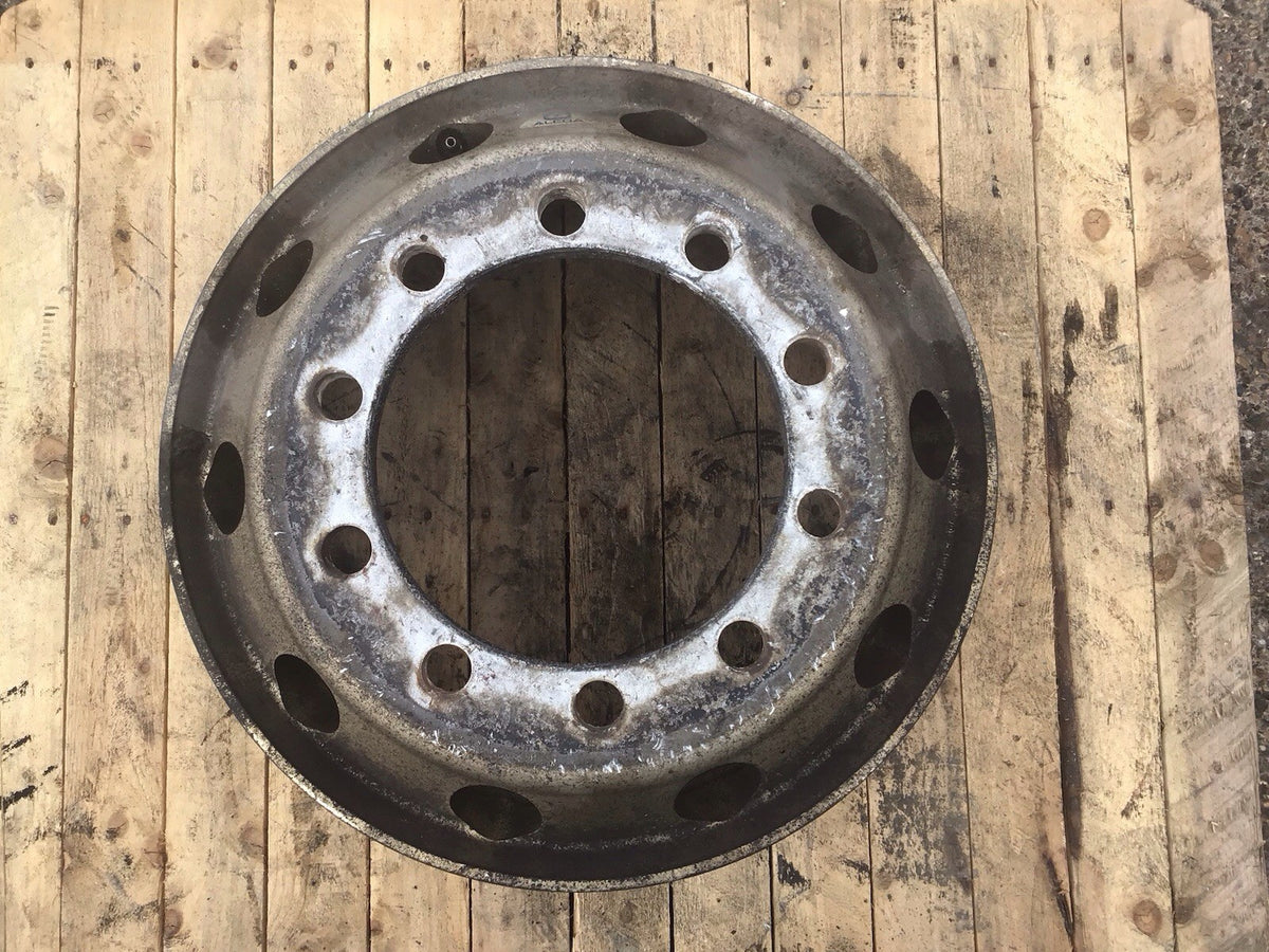 ALCOA 22.5 ALLOY WHEEL 32MM HOLE1