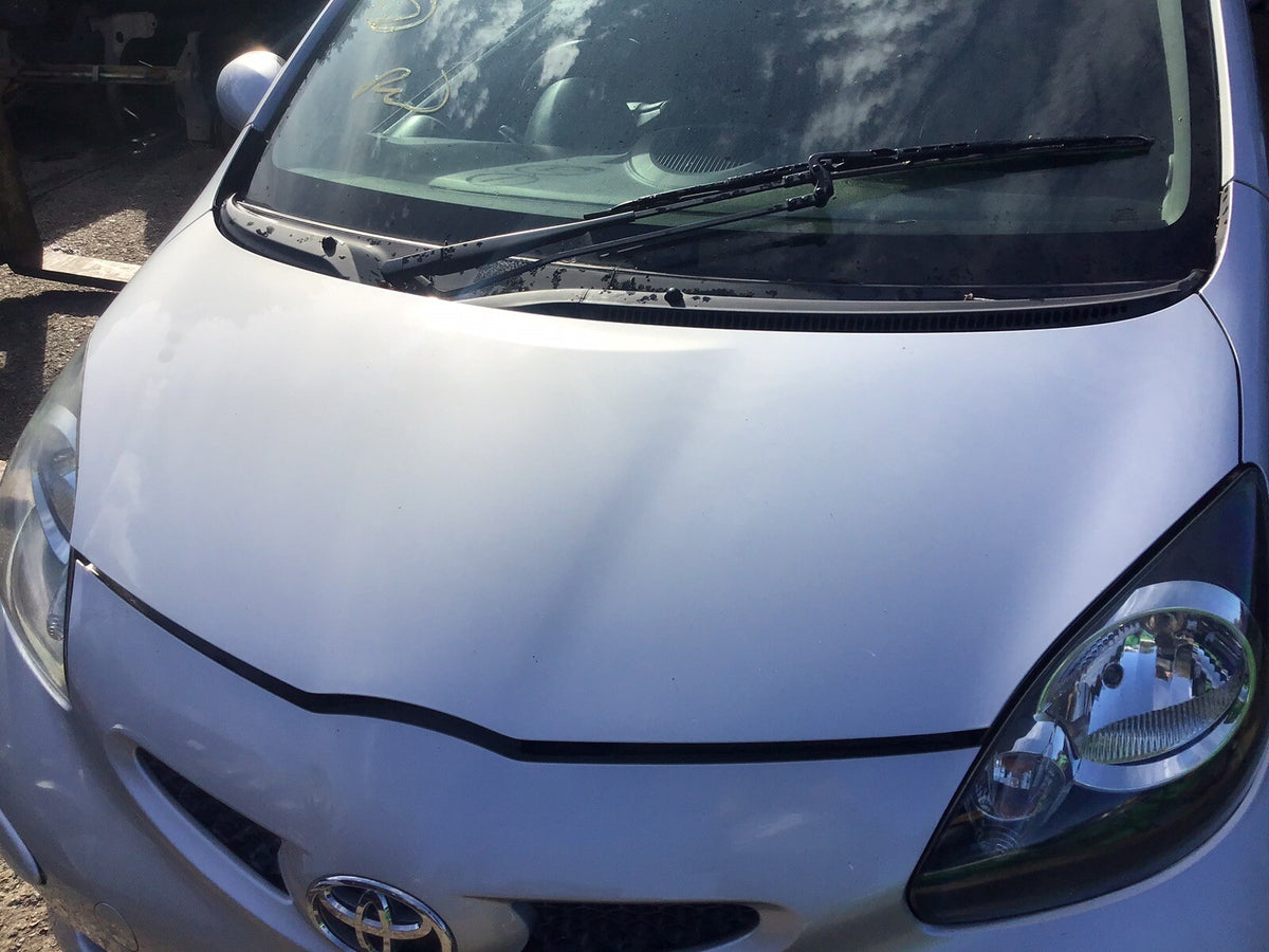 TOYOTA AYGO MK1 BONNET SATIN SILVER CODE 1E7 2005-20145