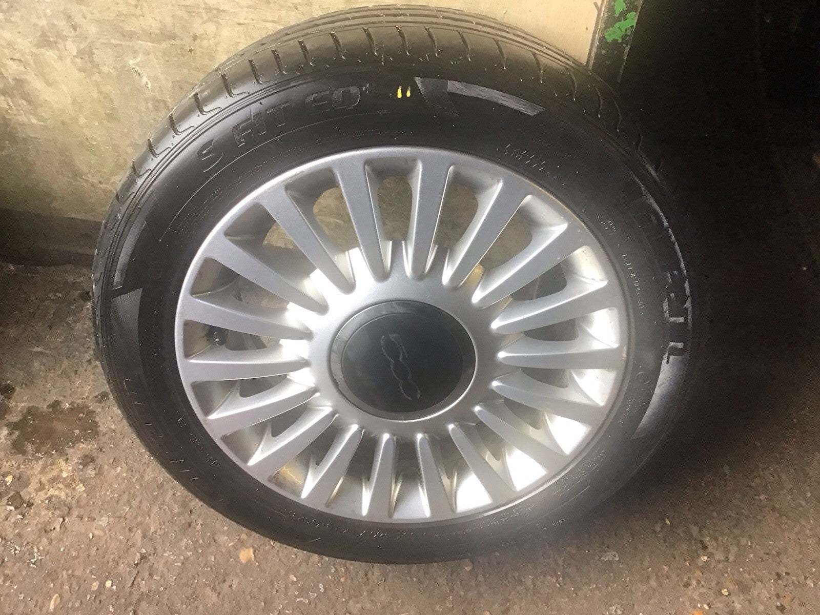 FIAT 500 ALLOY WHEEL 15" 51787641 WITH TYRE 185X55X15 2008 20210